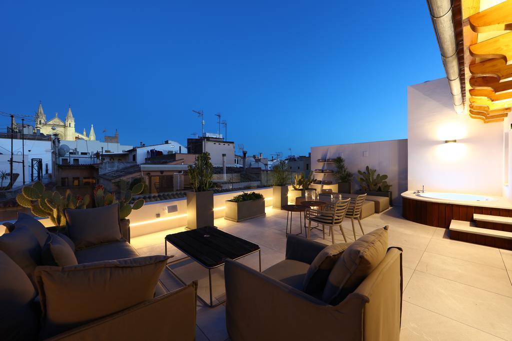 Bo Hotel Palma المظهر الخارجي الصورة Rooftop terrace of a modern apartment in Valencia