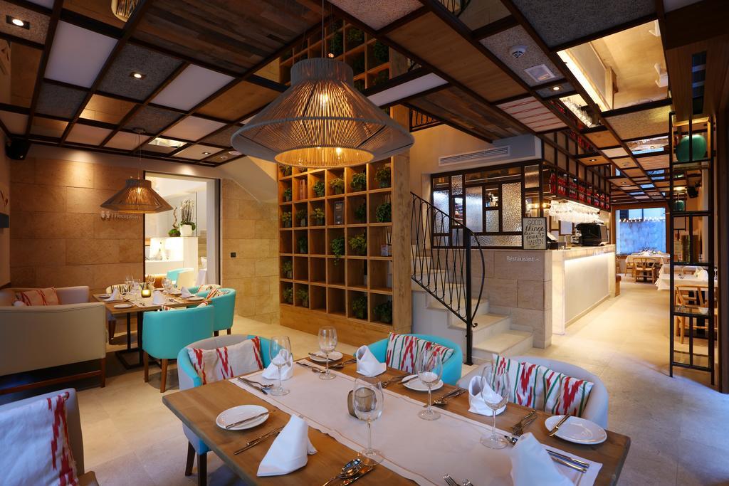 Bo Hotel Palma المظهر الخارجي الصورة Restaurant
