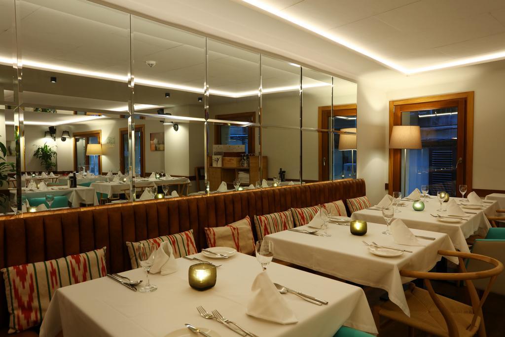 Bo Hotel Palma المظهر الخارجي الصورة Interior of the restaurant