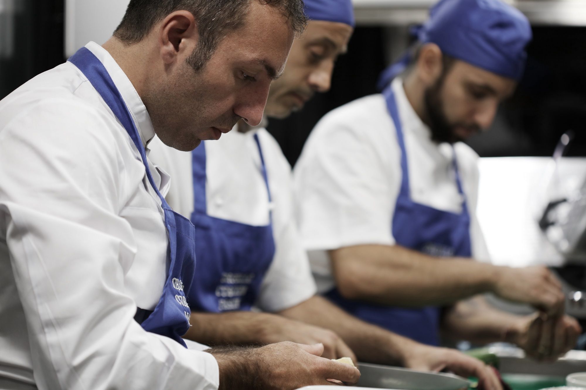 Bo Hotel Palma المظهر الخارجي الصورة Chef preparing food in a kitchen