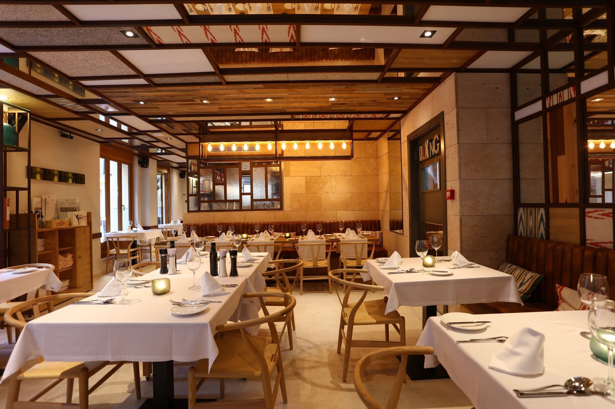 Bo Hotel Palma المظهر الخارجي الصورة Interior of restaurant